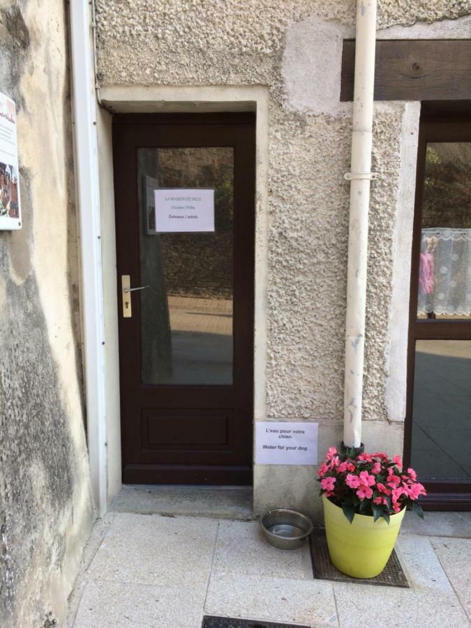 מלון La Maison De Ville ג'וסלין מראה חיצוני תמונה